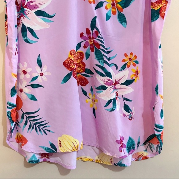 Old Navy Lilac Purple Tropical Floral V-Neck Tank Top Blouse - Picture 6 of 14